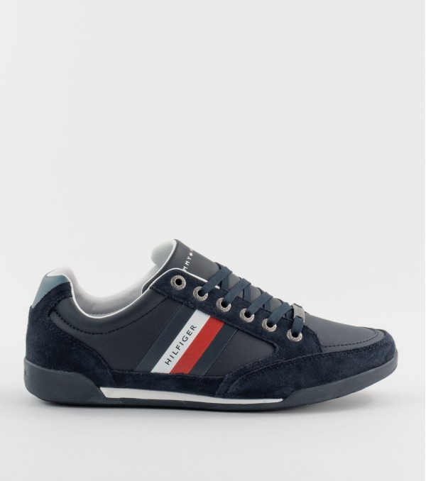 Deportivo Tommy Hilfiger...